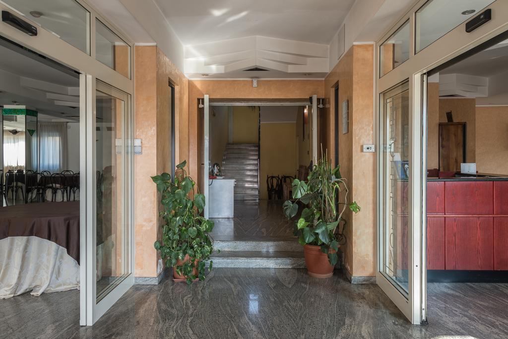 Albergo Carpino Mangone  Exterior photo