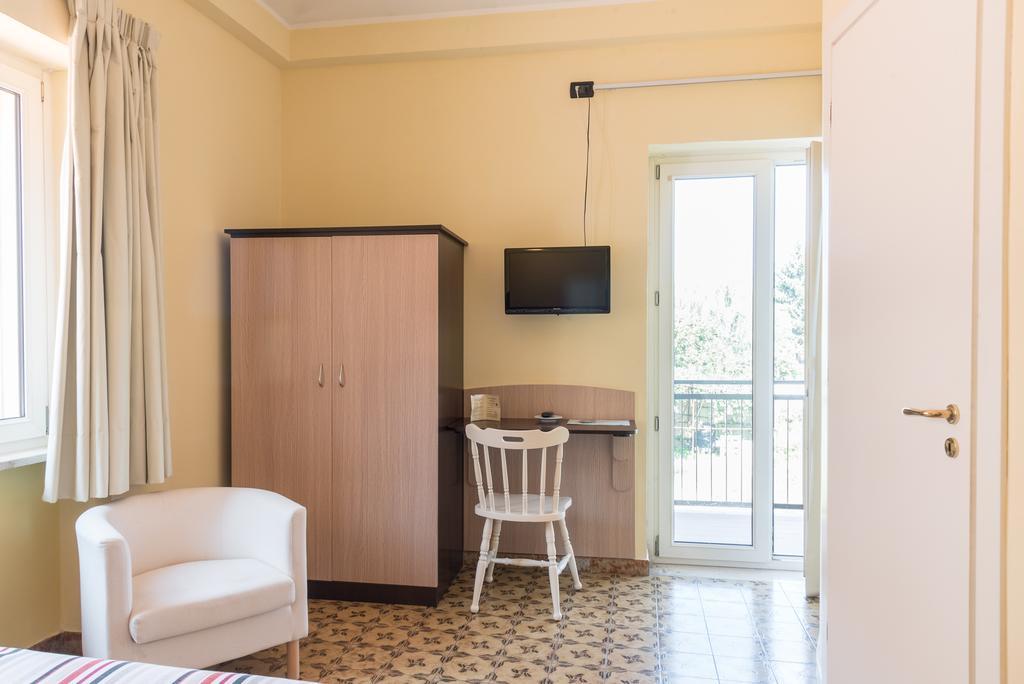 Albergo Carpino Mangone  Exterior photo