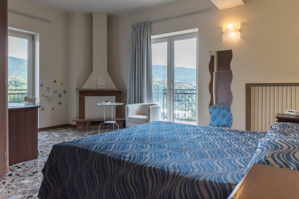 Albergo Carpino Mangone  Exterior photo