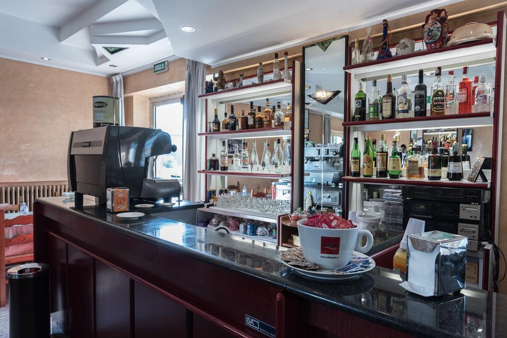 Albergo Carpino Mangone  Exterior photo